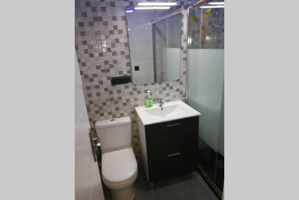 Apartamento Centrico , Wifi + Desayuno 로그로노 외부 사진